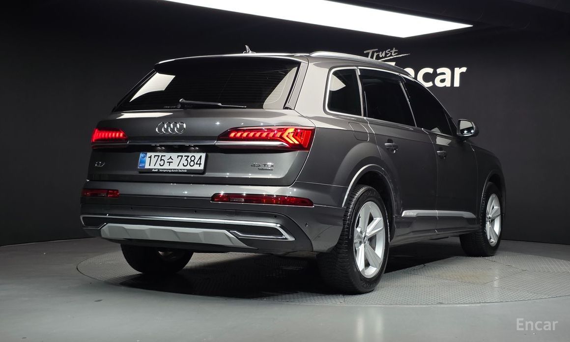  Audi Q7