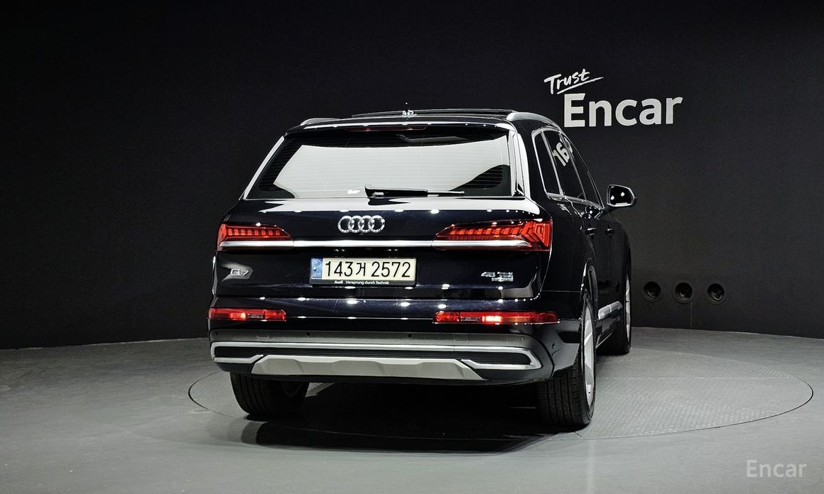  Audi Q7