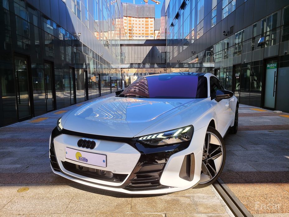  Audi RS e-tron GT