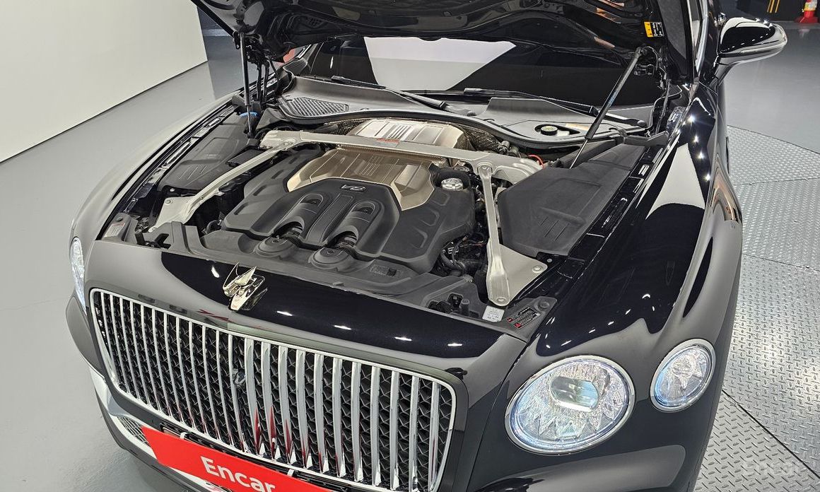  Bentley Flying Spur