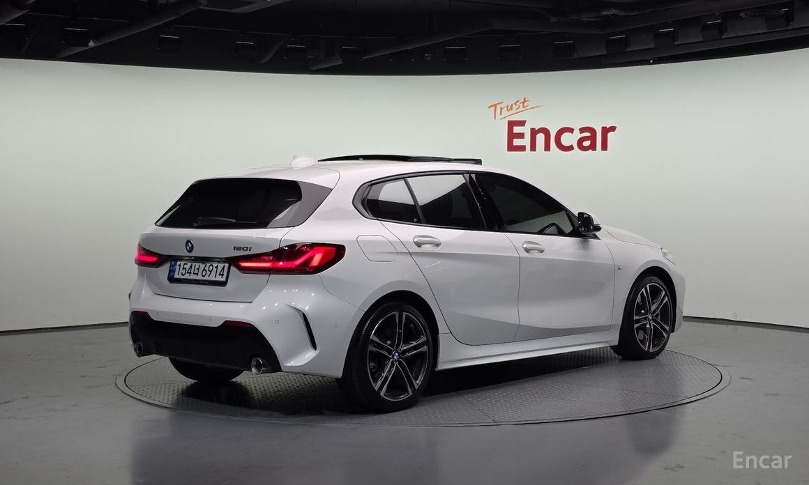  BMW 1-Series