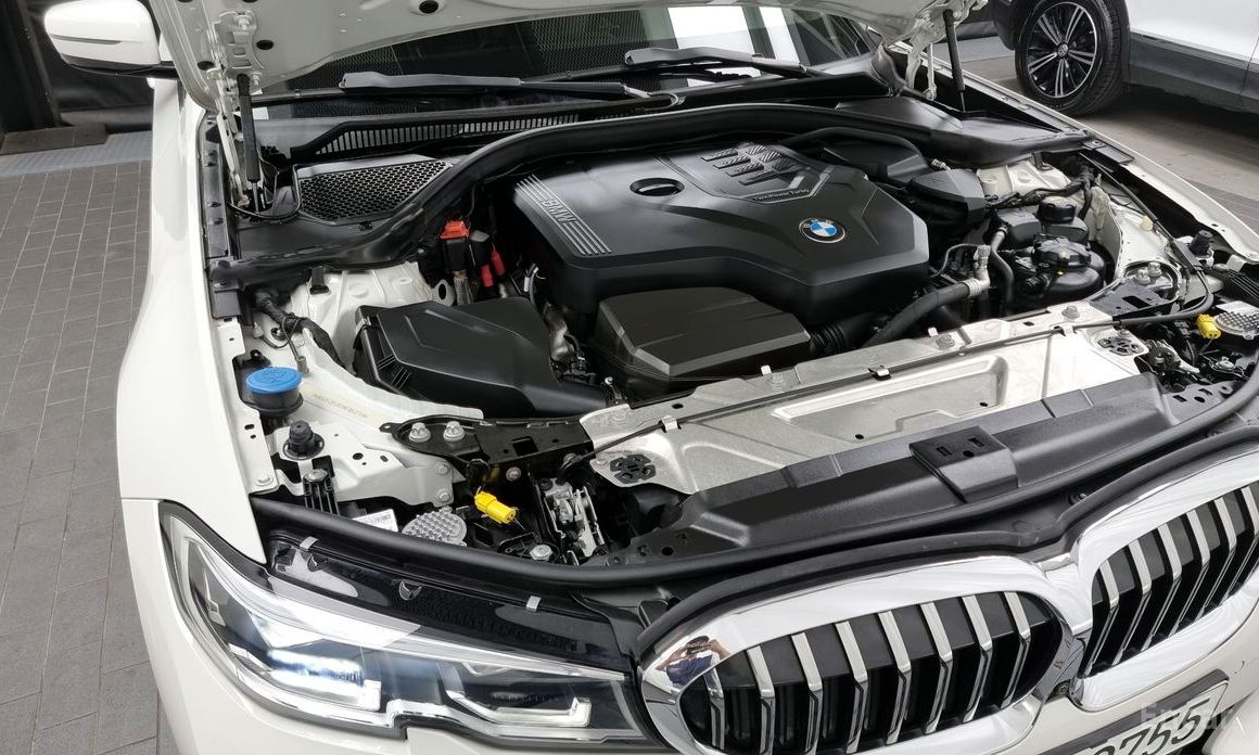  BMW 3-Series