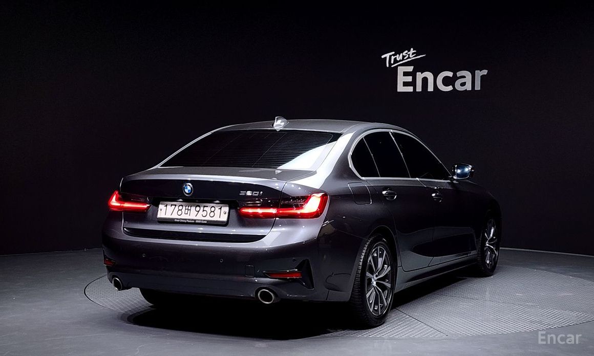  BMW 3-Series