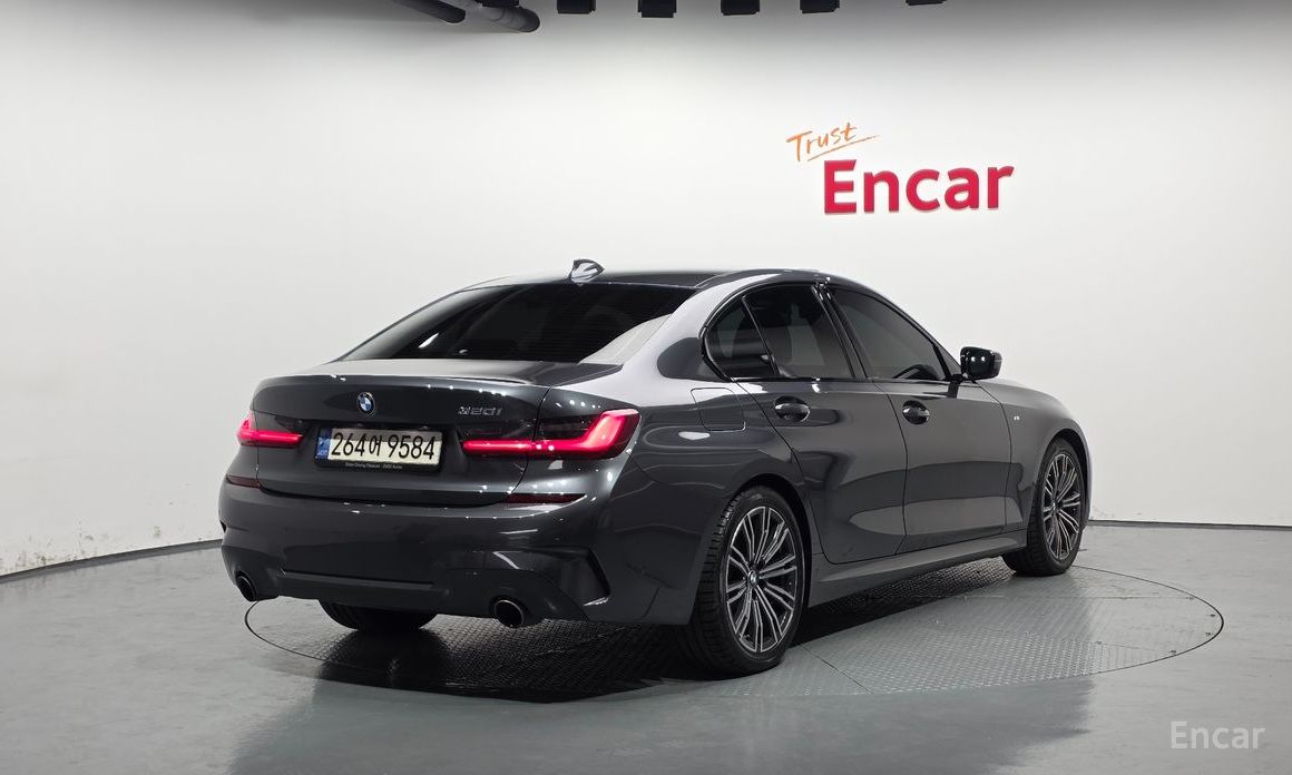  BMW 3-Series