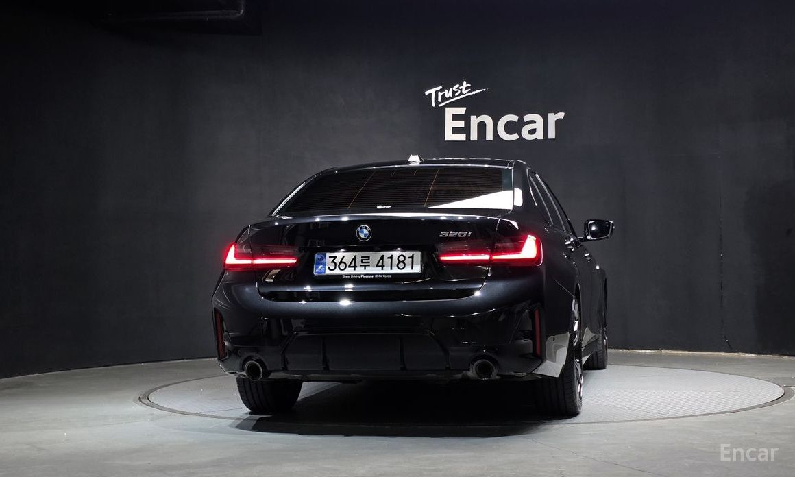  BMW 3-Series
