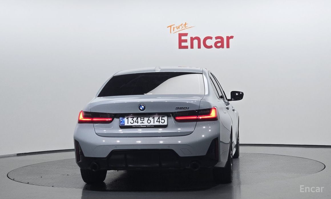  BMW 3-Series