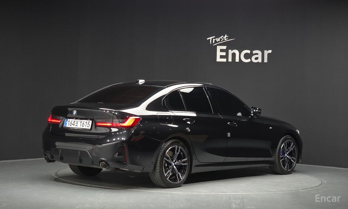  BMW 3-Series