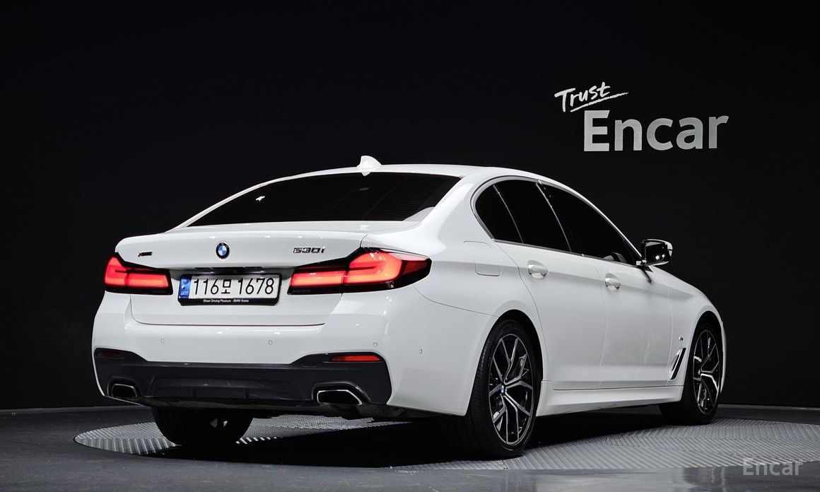  BMW 5-Series