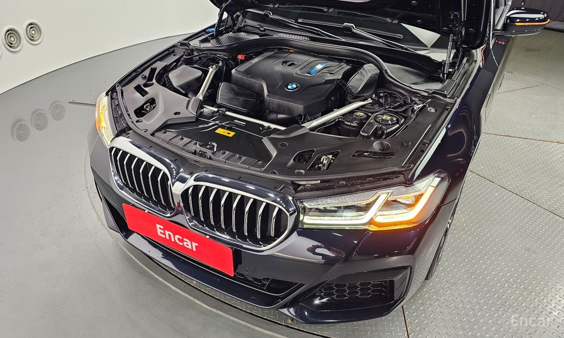  BMW 5-Series