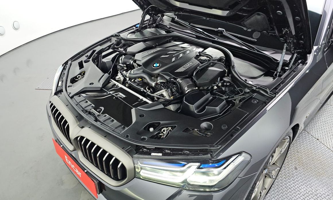  BMW 5-Series