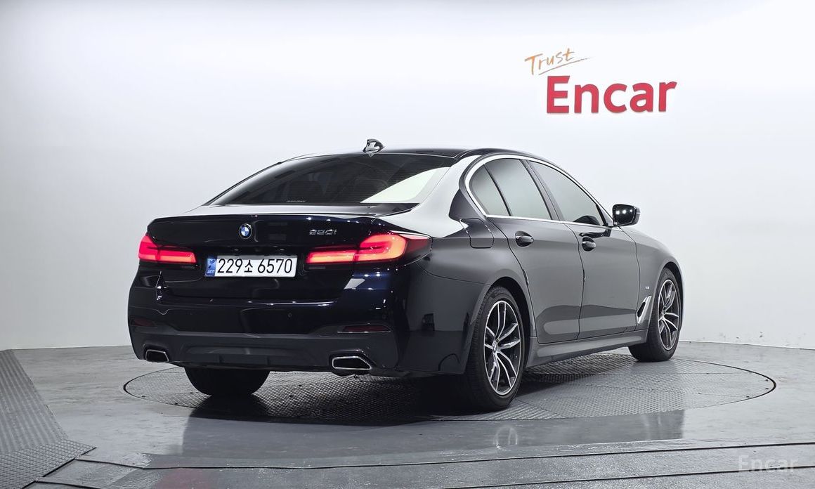  BMW 5-Series