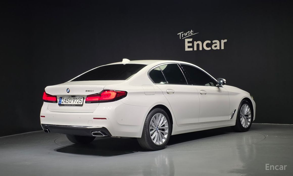  BMW 5-Series