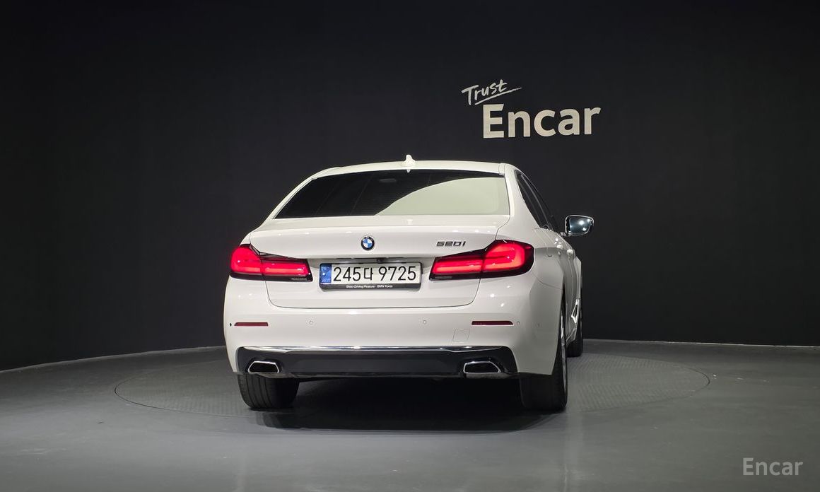  BMW 5-Series