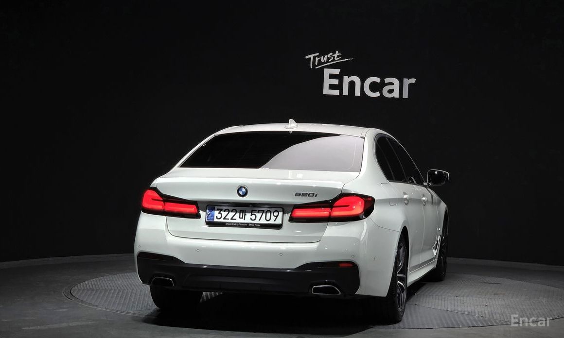  BMW 5-Series