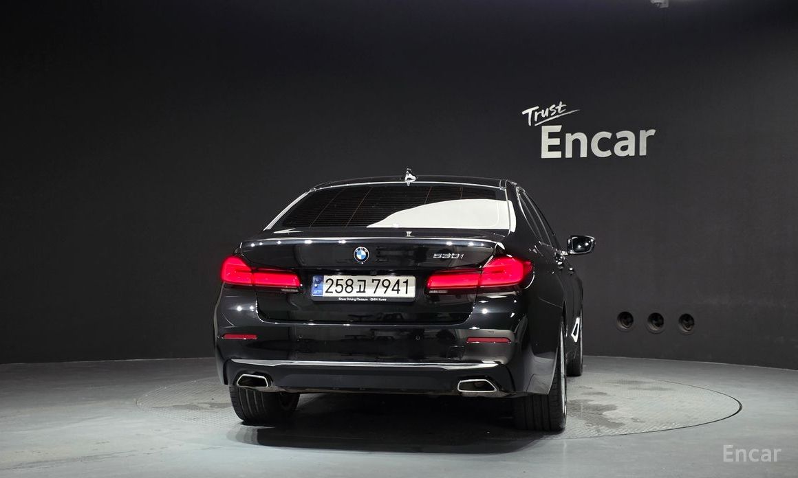  BMW 5-Series