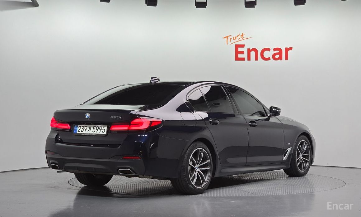  BMW 5-Series