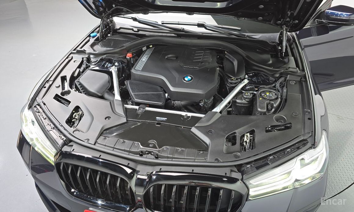  BMW 5-Series