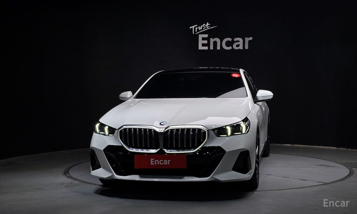  BMW 5-Series