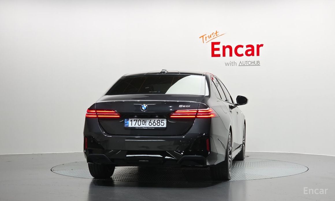  BMW 5-Series