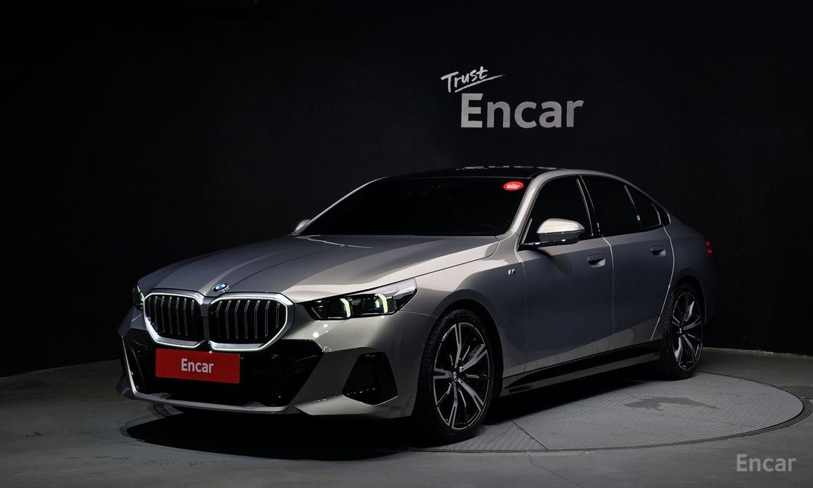  BMW 5-Series