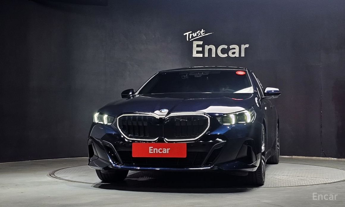  BMW 5-Series