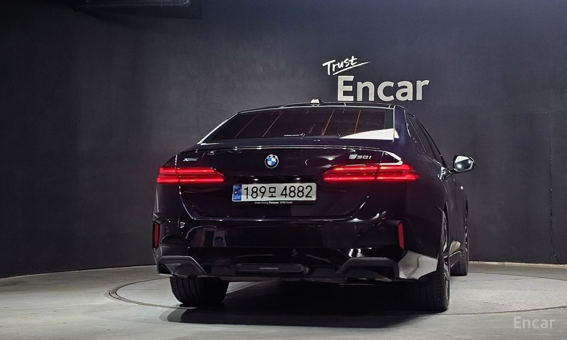  BMW 5-Series