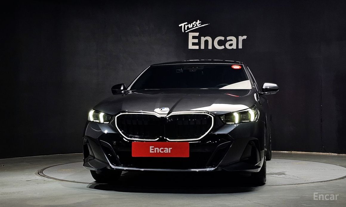 BMW 5-Series