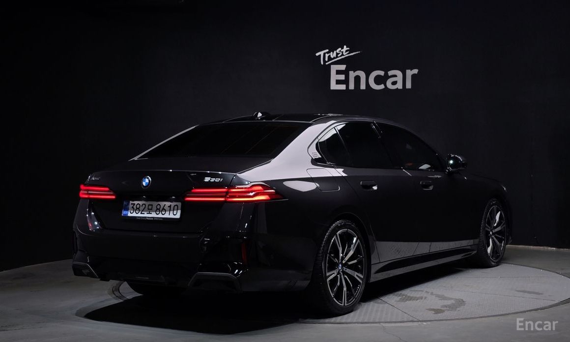  BMW 5-Series