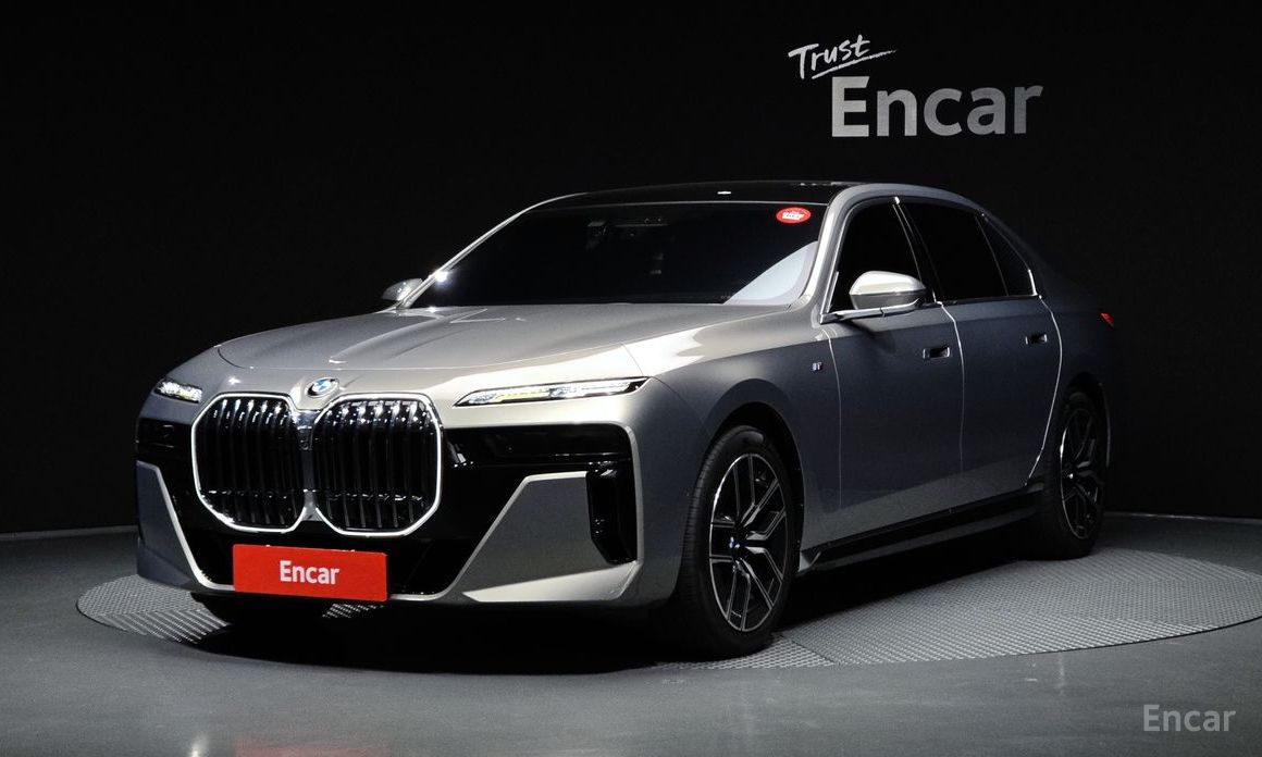  BMW 7-Series