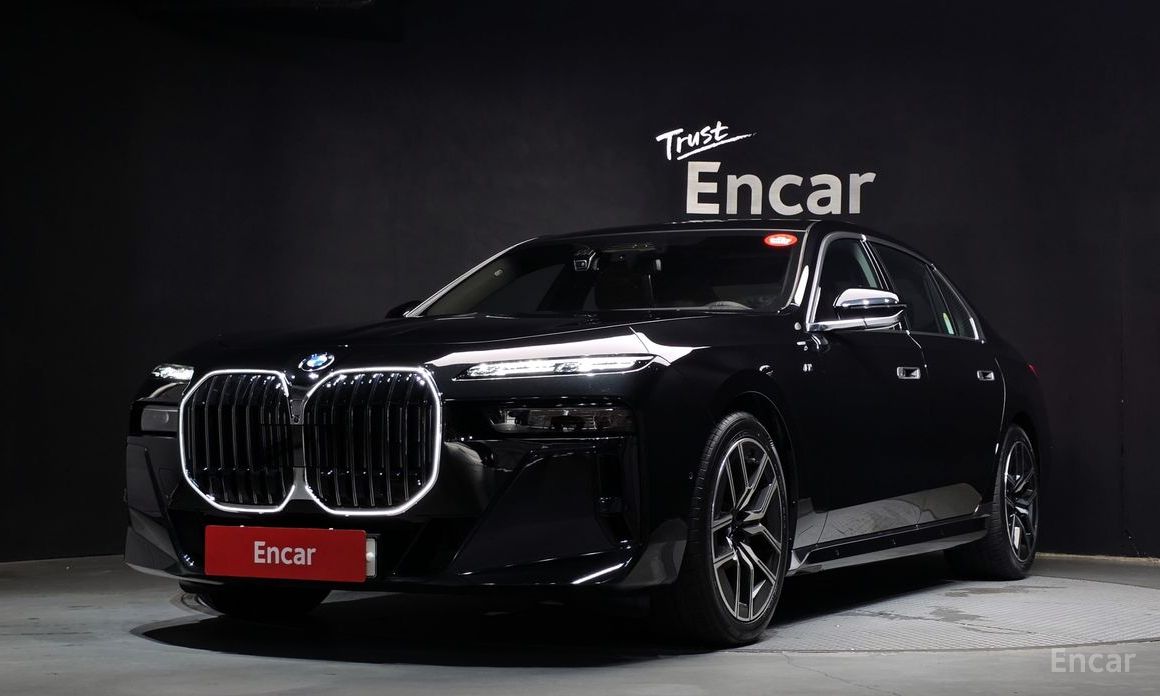  BMW 7-Series