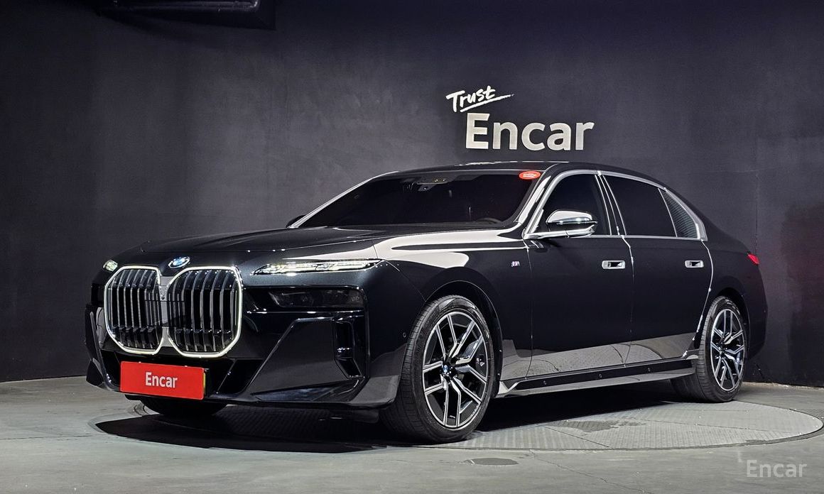  BMW 7-Series
