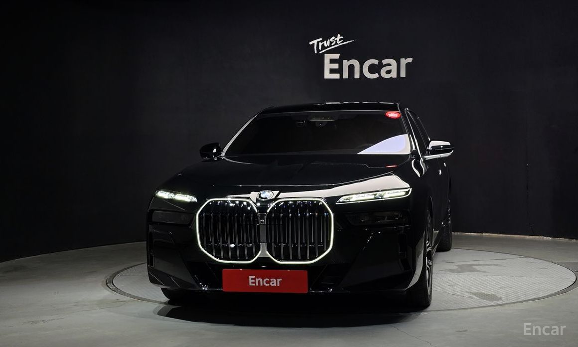  BMW 7-Series