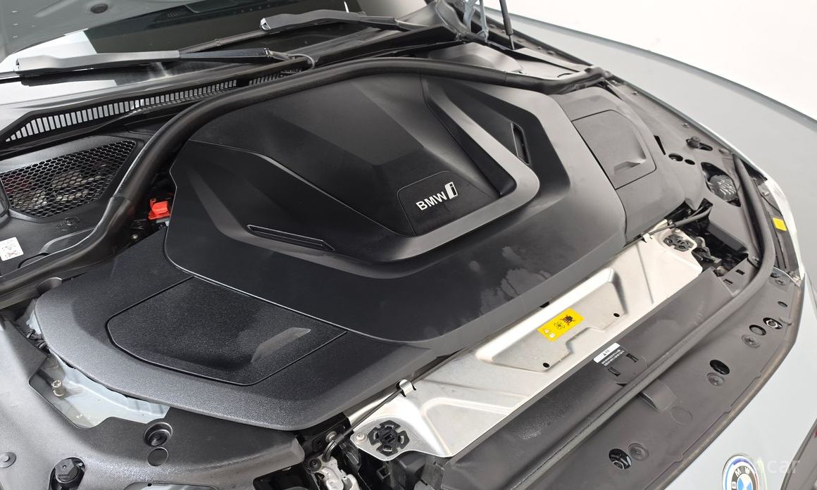  BMW i4