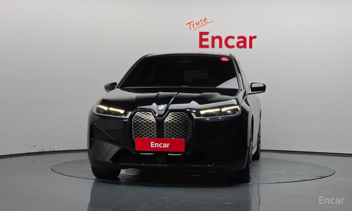  BMW iX