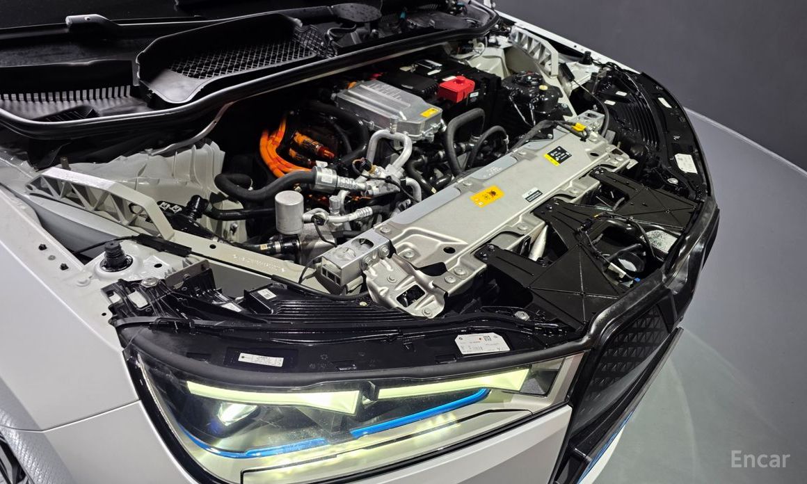  BMW iX