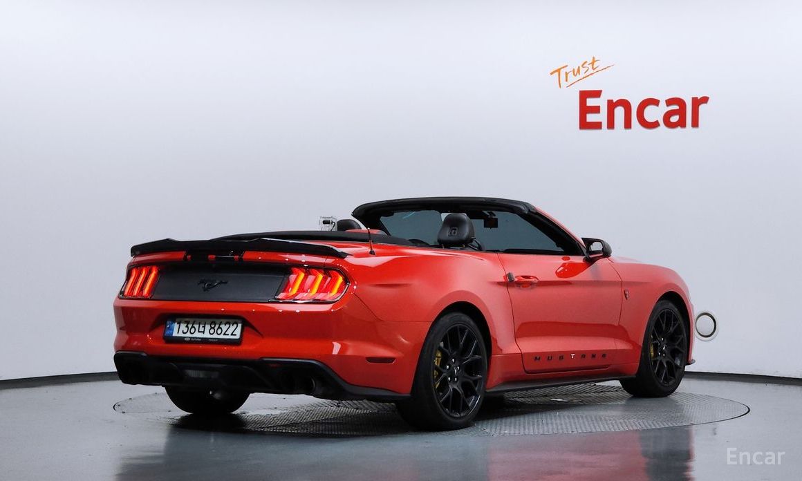  Ford Mustang