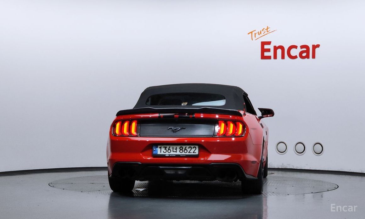  Ford Mustang