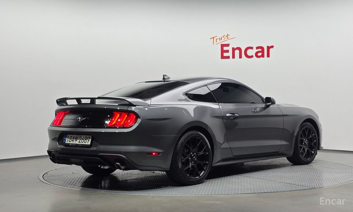  Ford Mustang