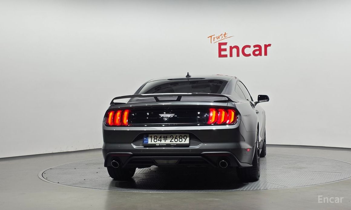  Ford Mustang