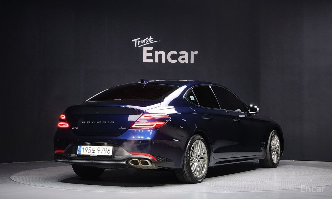  Genesis G70
