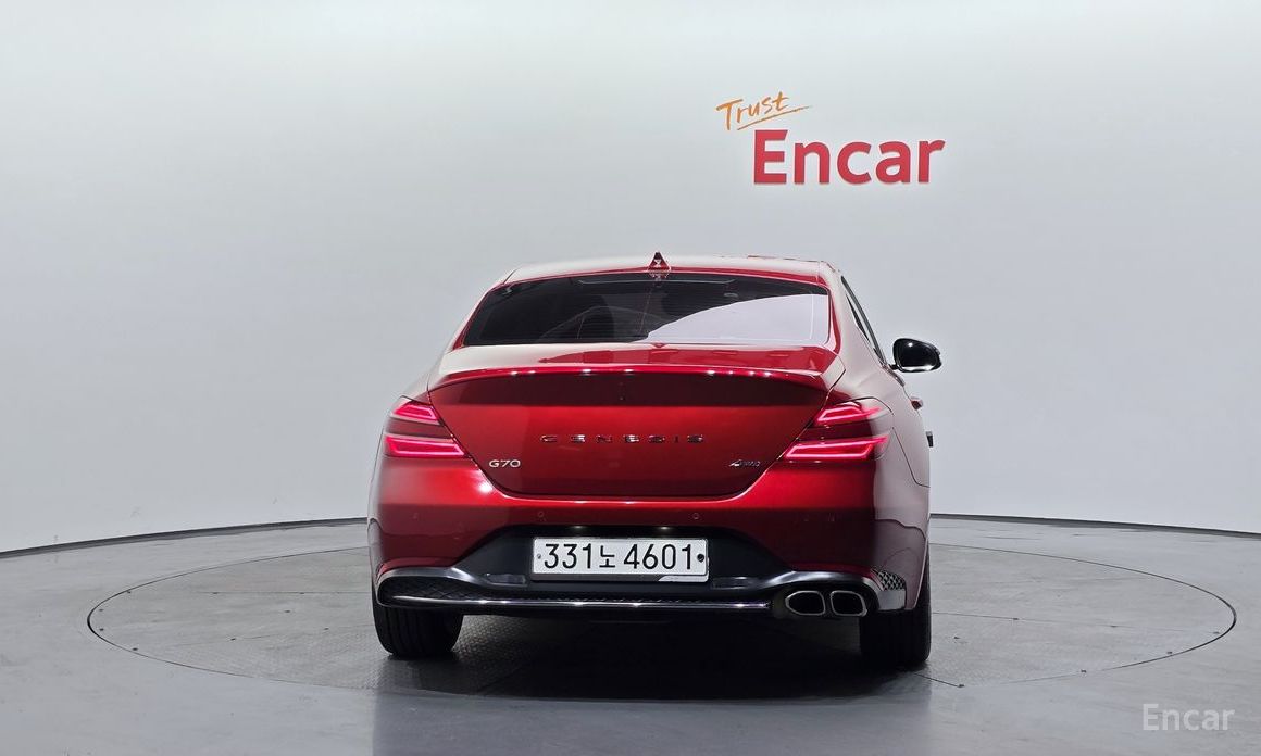  Genesis G70