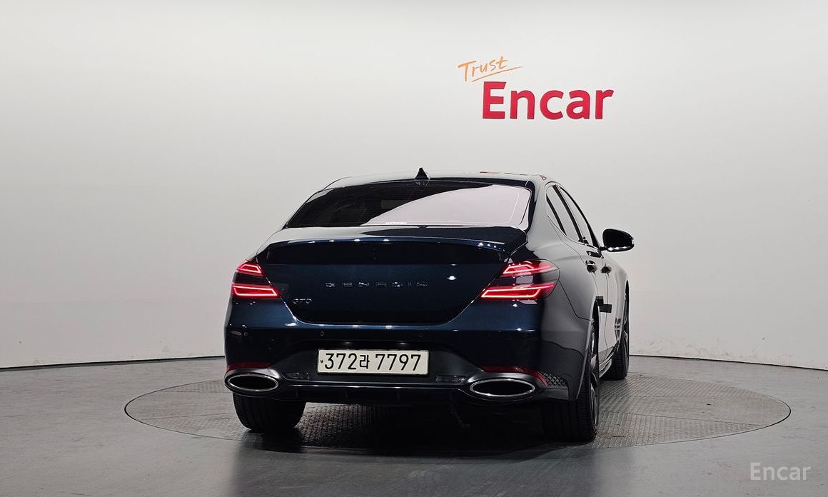  Genesis G70