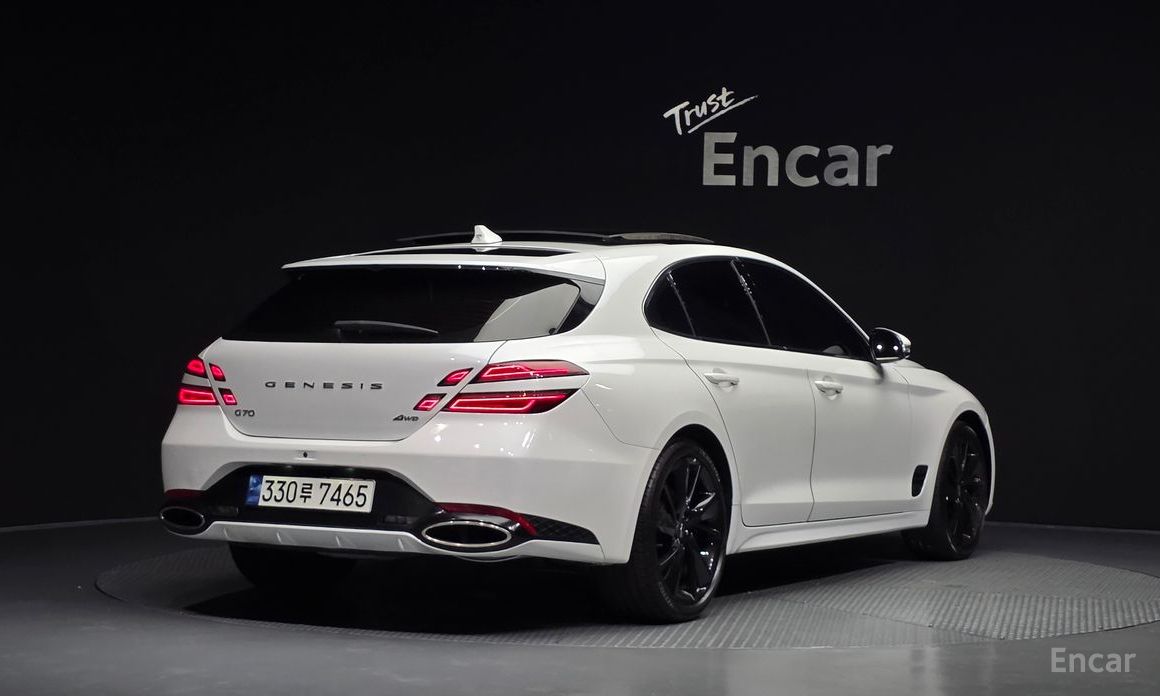  Genesis G70