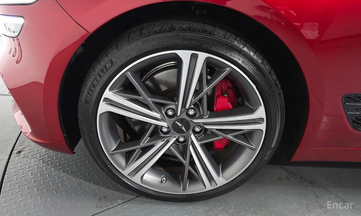  Genesis G70