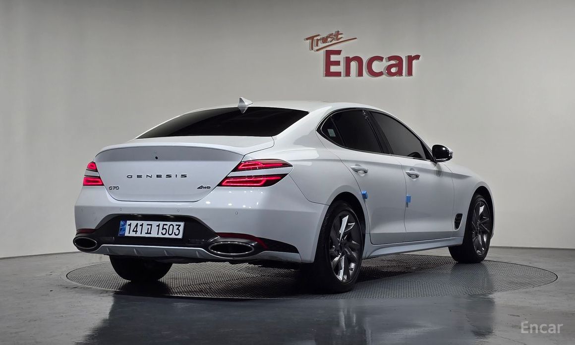  Genesis G70