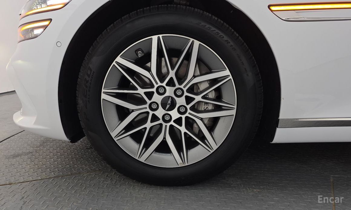  Genesis G80