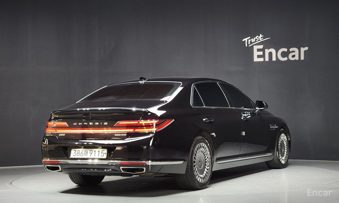 Genesis G90