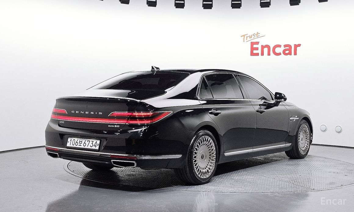  Genesis G90