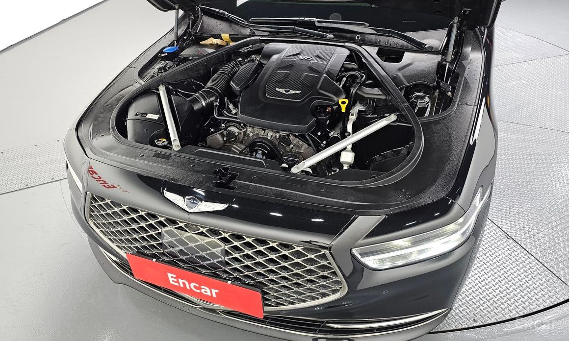  Genesis G90