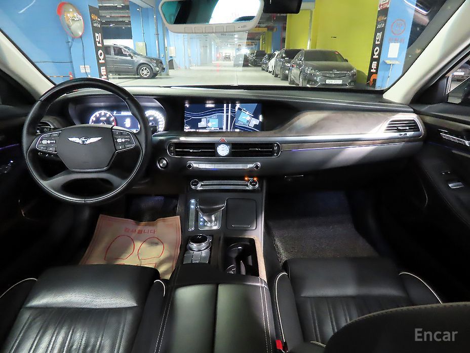  Genesis G90